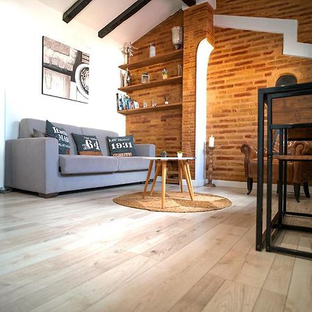 Atico Con Terraza Y Jacuzzi En El Centro Apartment Valencia Ruang foto