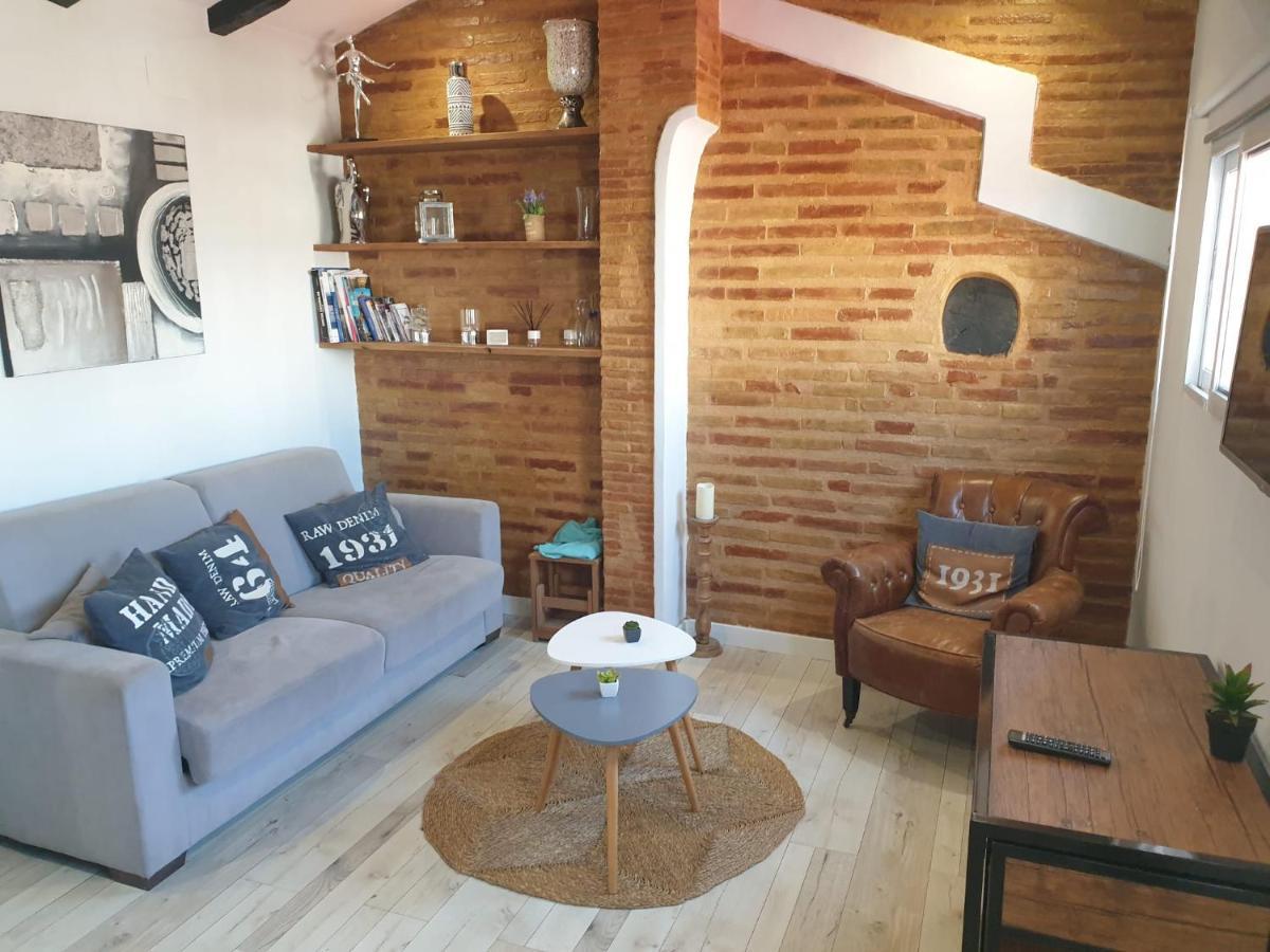Atico Con Terraza Y Jacuzzi En El Centro Apartment Valencia Bagian luar foto