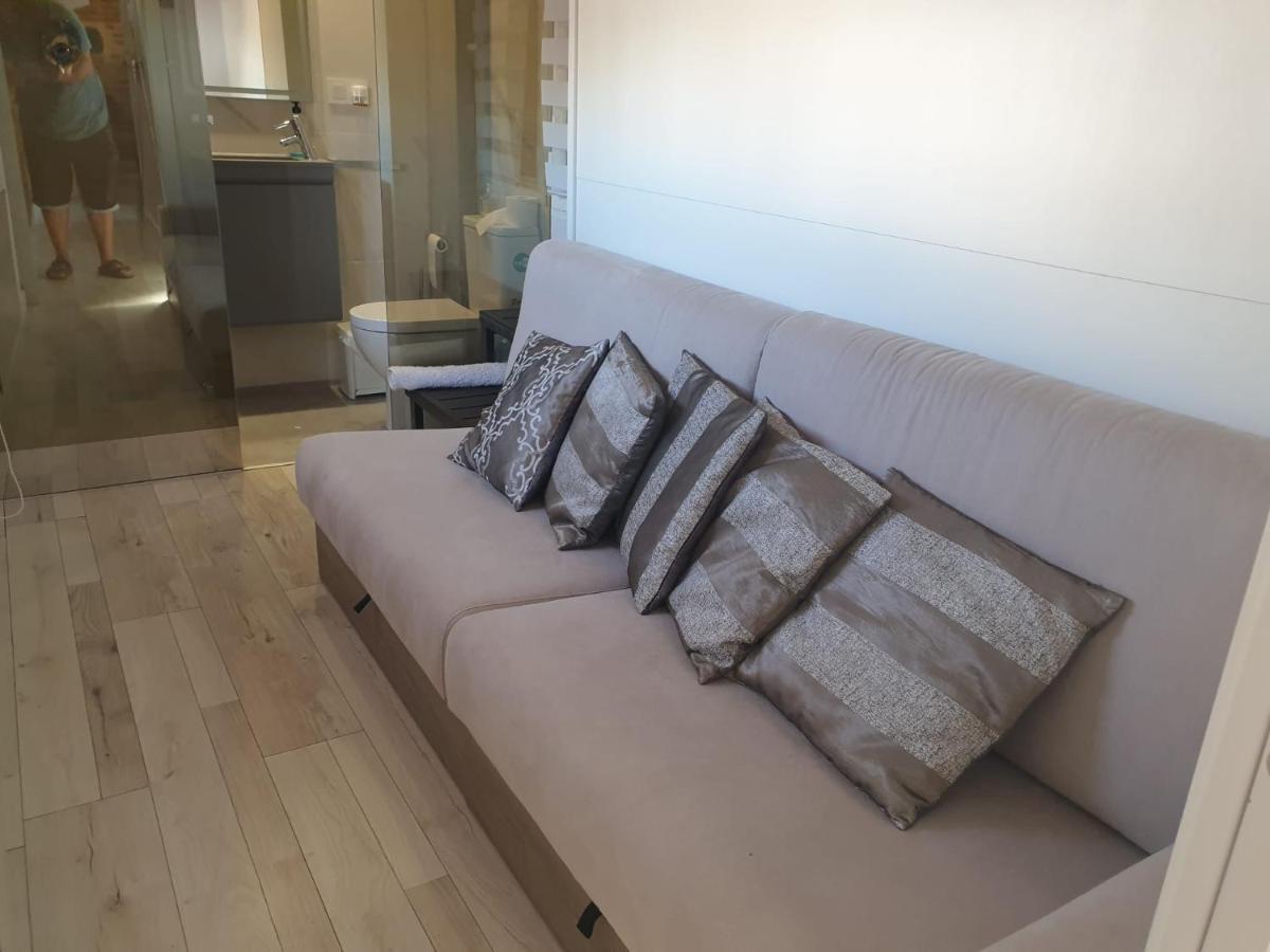 Atico Con Terraza Y Jacuzzi En El Centro Apartment Valencia Bagian luar foto